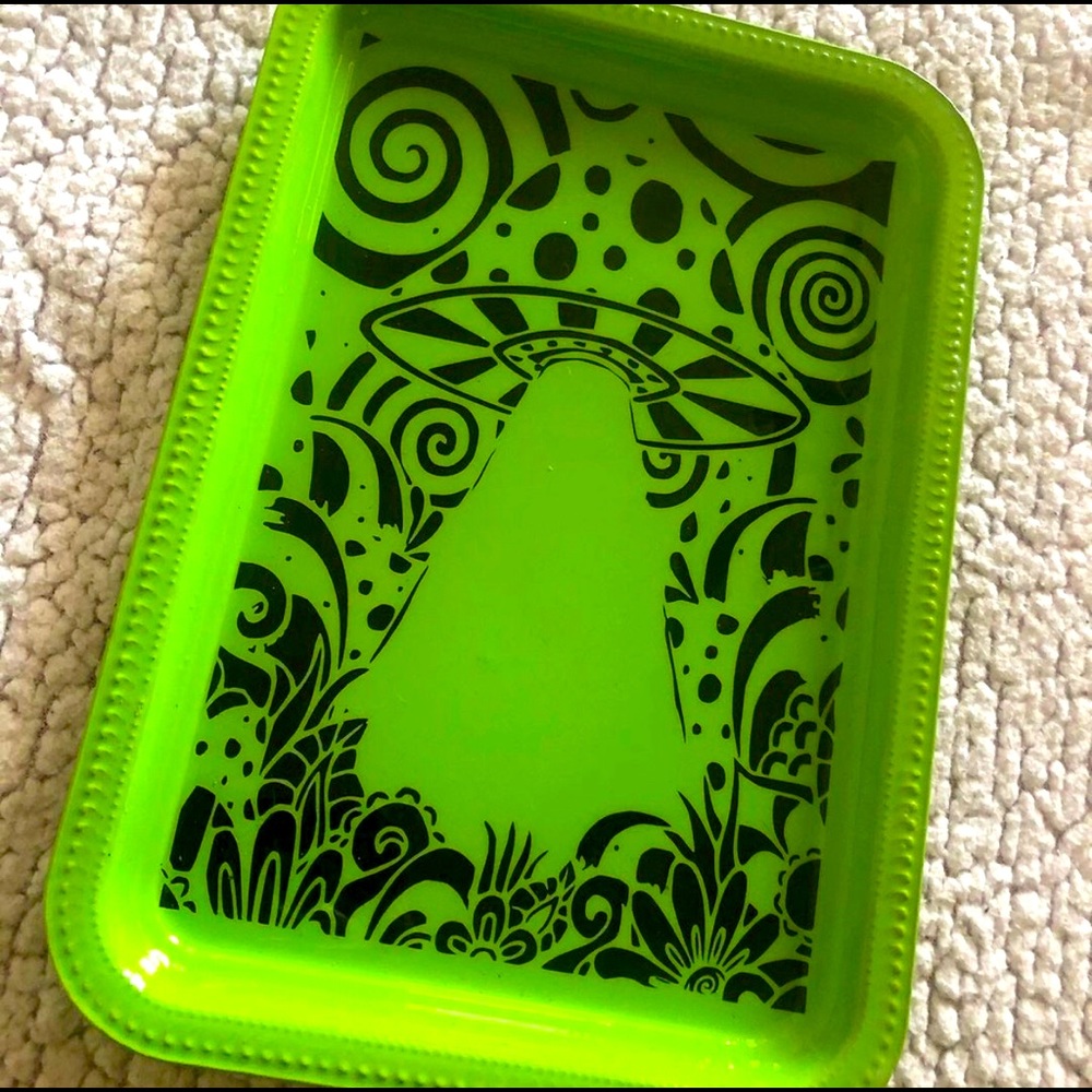 Rolling Trays